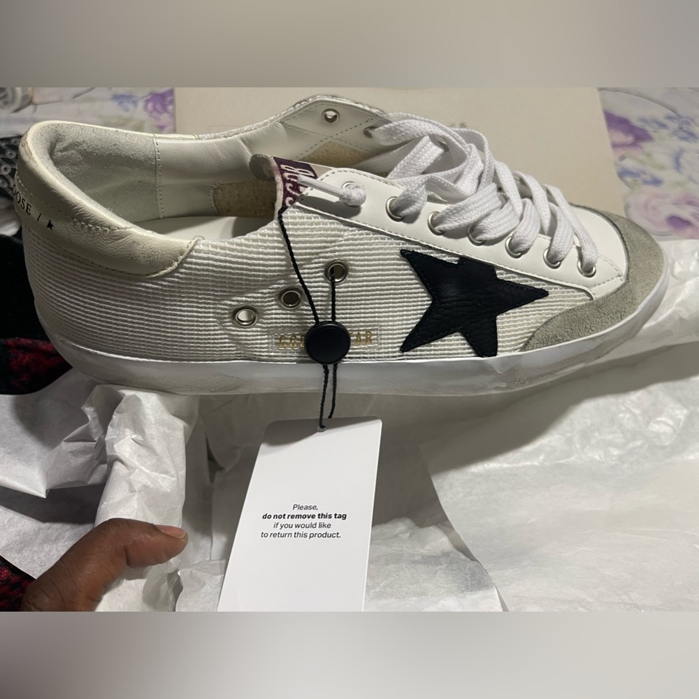 Golden Goose men’s sneaker